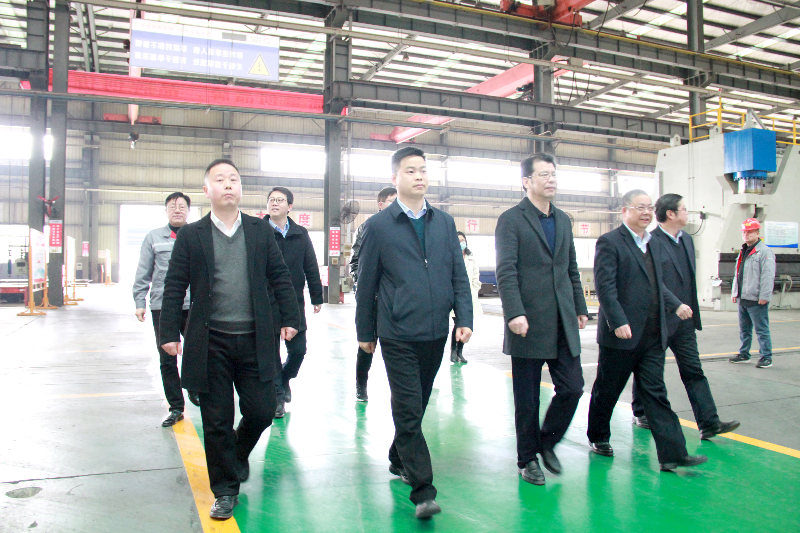 政府牽紅線，產(chǎn)學(xué)研融合--武漢科技大學(xué)夏緒輝專家團隊一行